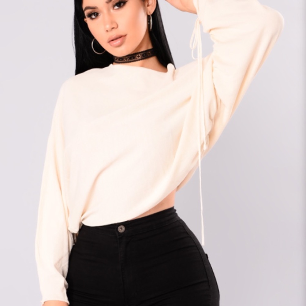 (SOLD) Most Girls Top